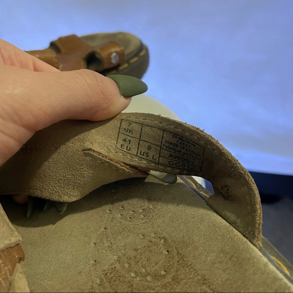 vintage brown doc marten sandals size womens 9 - Picture 3 of 3